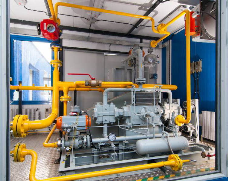 Дожимная компрессорная станция