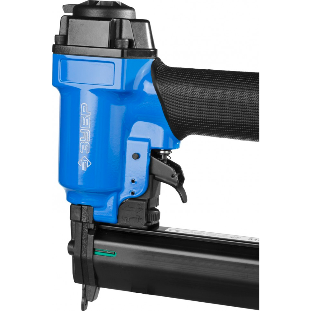 Гвоздескобозабиватель пневматический для скоб тип 55 и гвоздей тип 300 ЗУБР 3192