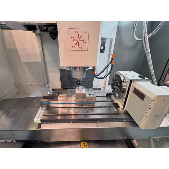 Вертикальный фрезерный обрабатывающий центр DMTG VDLS1300