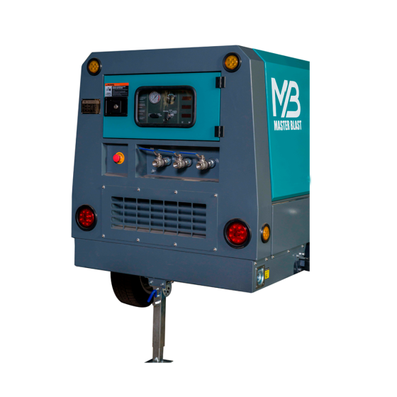 Винтовой дизельный компрессор Master Blast MB-190D-7+АС с осушителем, на шасси